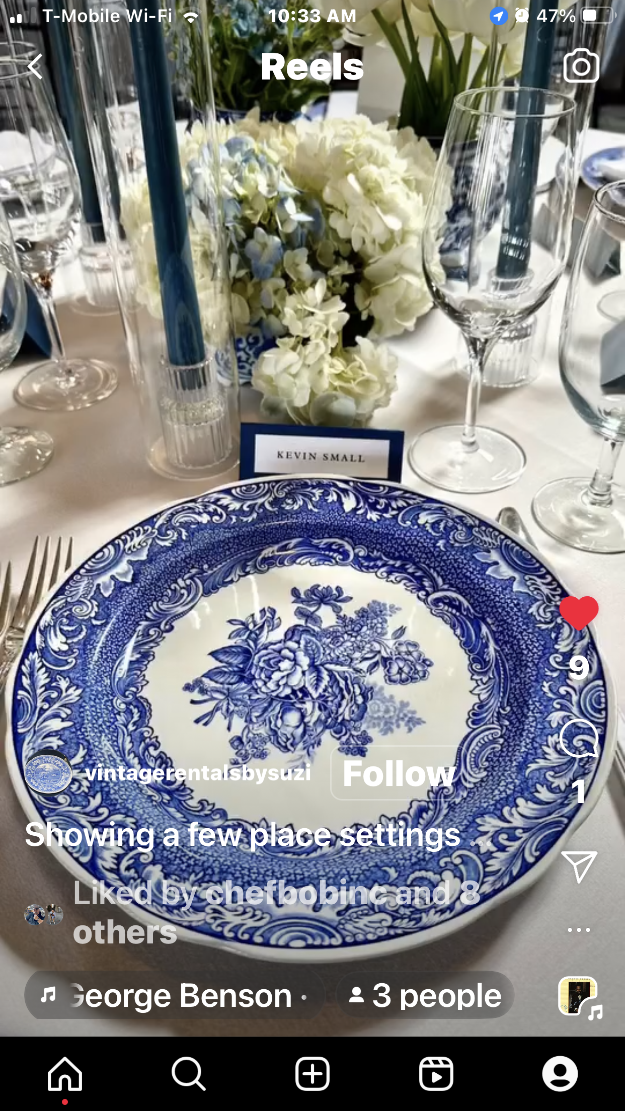 Bridget’s, Chicago Law school student, table setting in May using blue Italian Chinoiserie plates